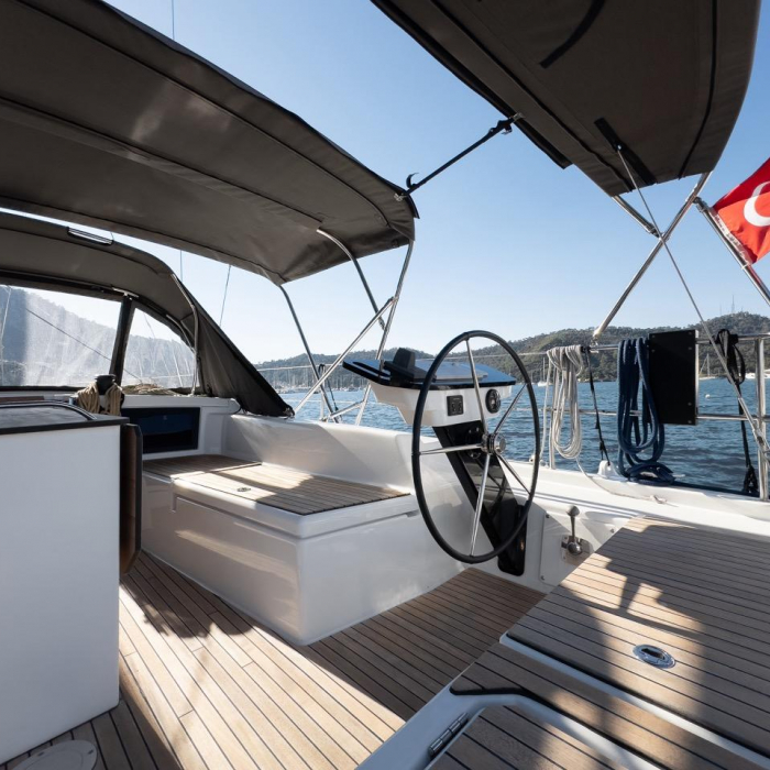 LOS ANGELES | Dufour 41 photo 6