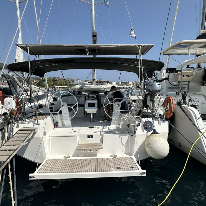 Silver VII | Bavaria C42 photo 3