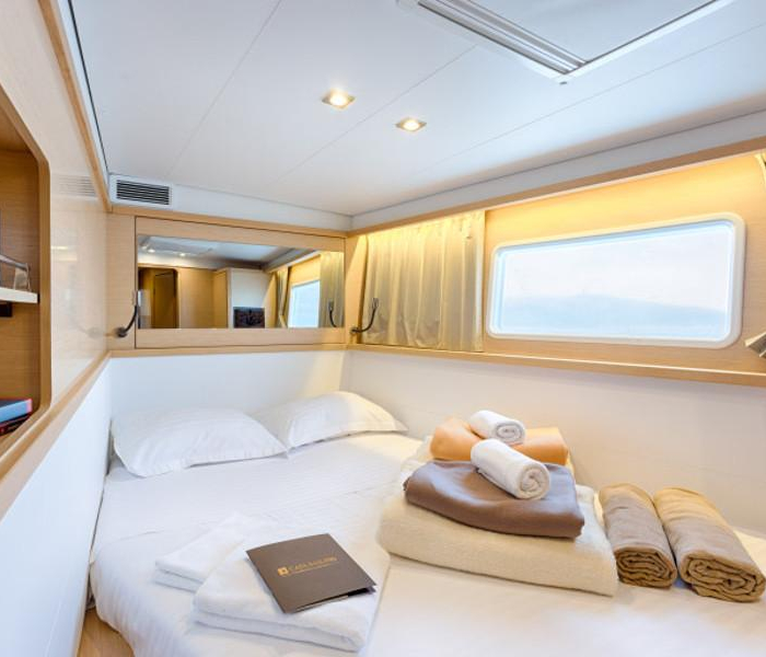 Metra | Lagoon 450 F Luxury photo 8