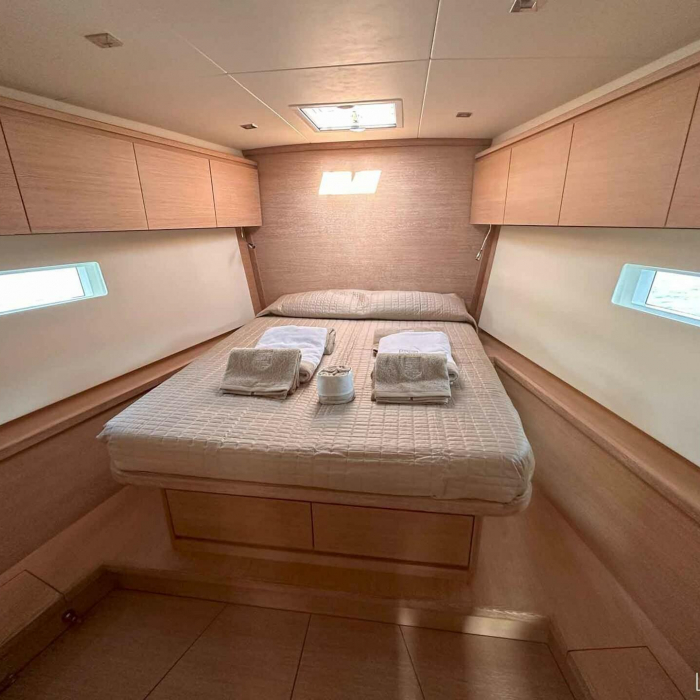 Avalon - Luxury - A/C, Watermaker | Solaris 55 photo 4