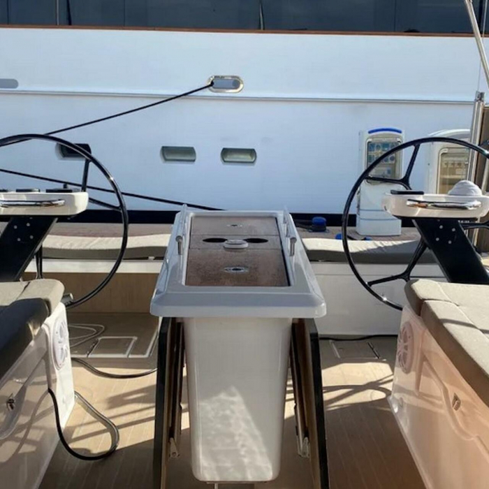 Yaya | Dufour 390 photo 2