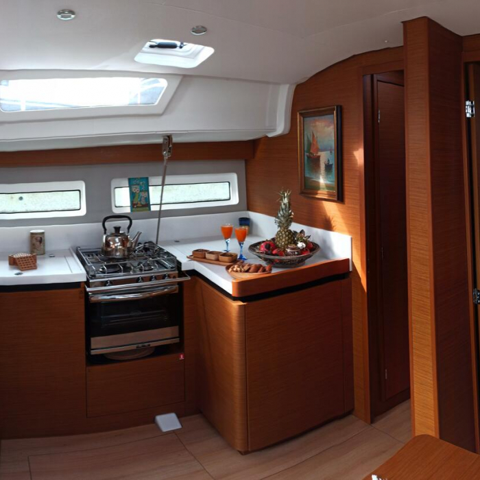 Adamastos | Sun Odyssey 490 photo 24