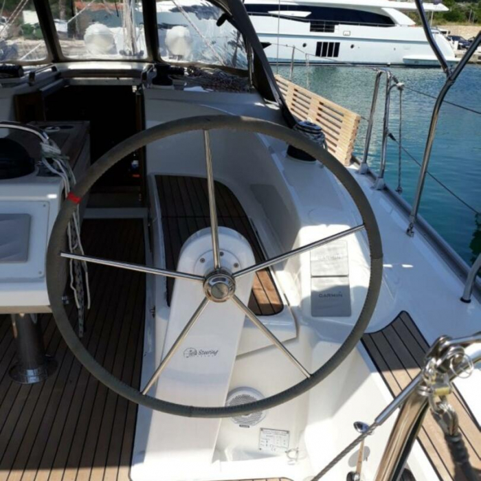 Little Joe | Bavaria Cruiser 34 photo 8