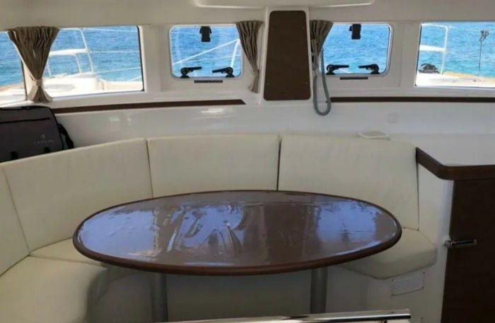 Butterfly | Lagoon 380 photo 10