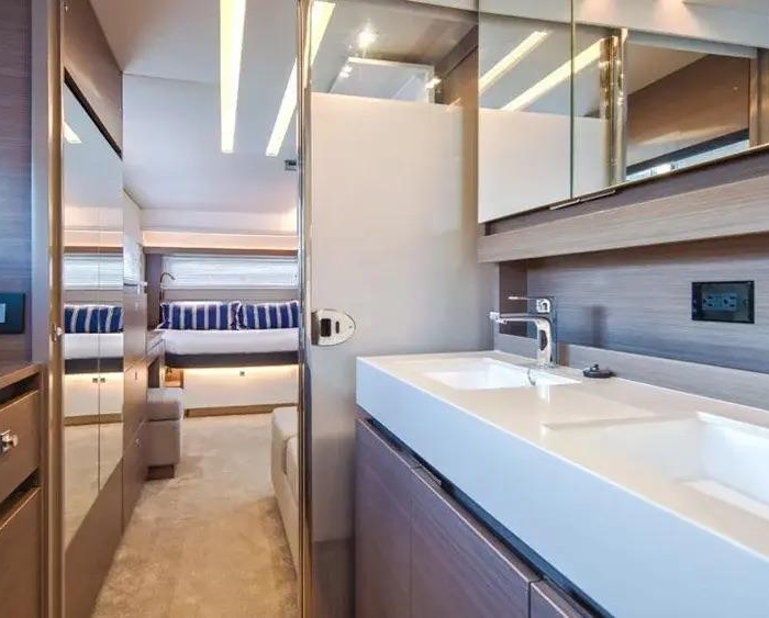 Akula | Leopard 53 PC photo 4