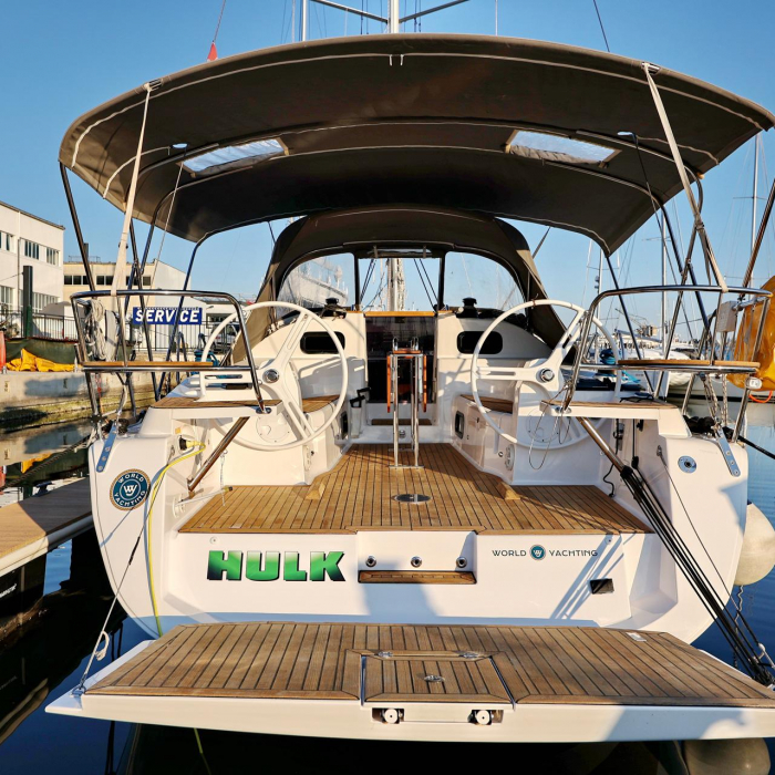 Hulk | Elan Impression 40 photo 9