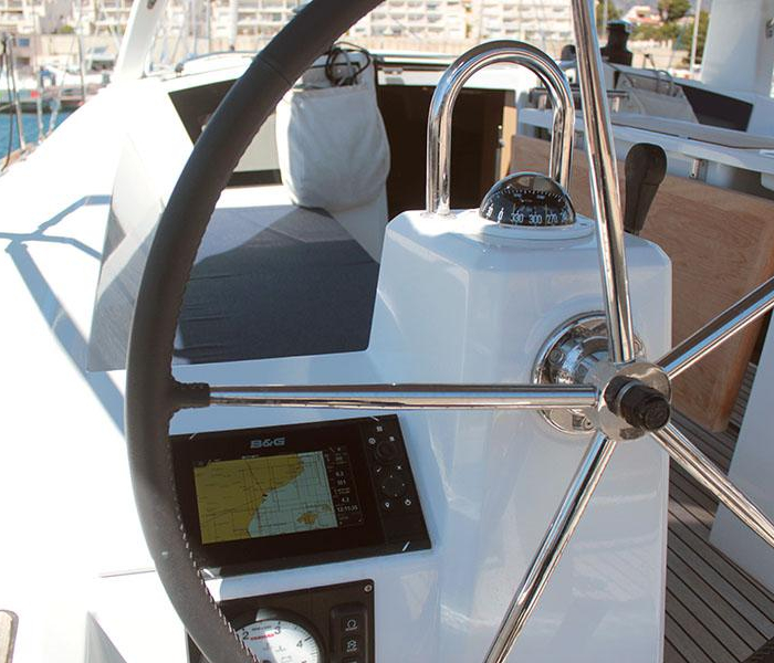 BOHEMIAN RHAPSODY | Oceanis 38.1 photo 8