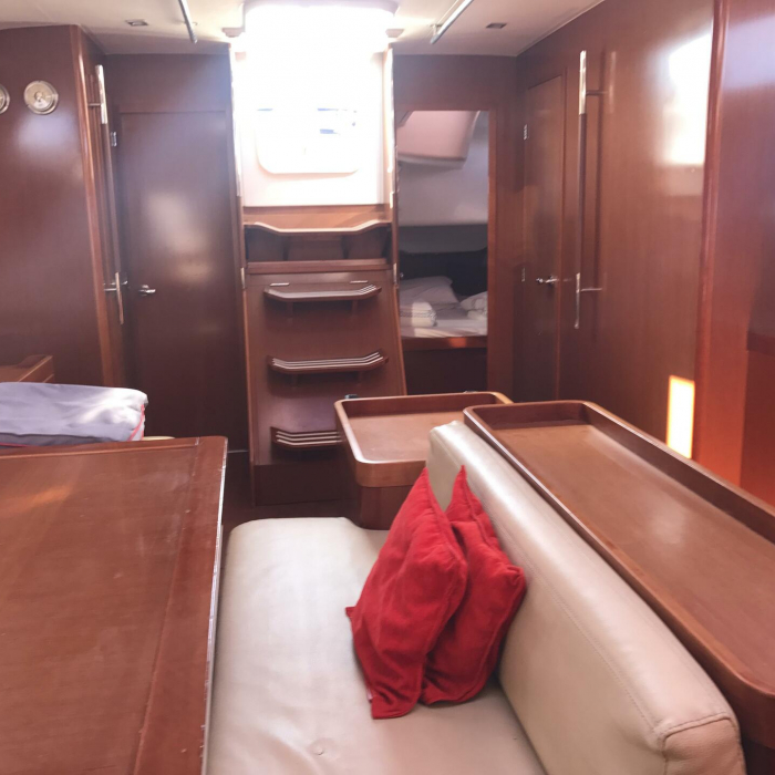 Spica | Oceanis 50 Family photo 11