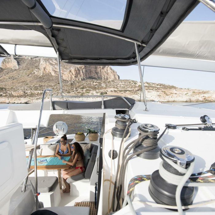 Astrea | Fountaine Pajot Astrea 42 photo 15