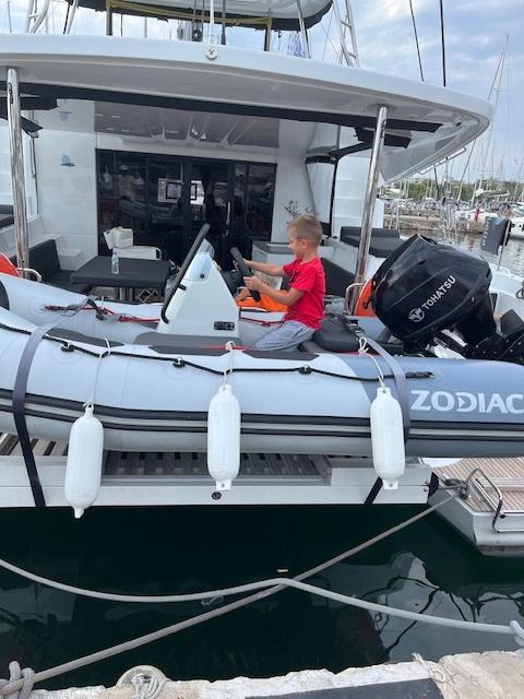 Shilouette | Lagoon 50 photo 5