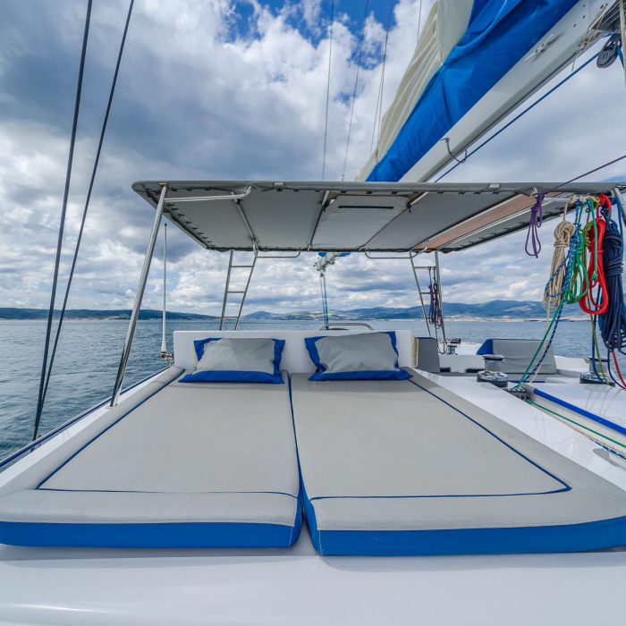 Blue | Luna 49 photo 7