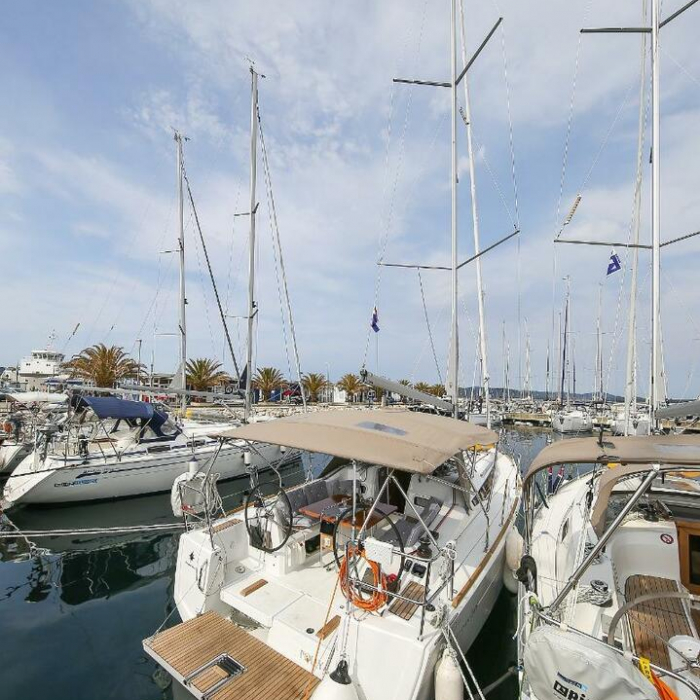 Polly Fun | Sun Odyssey 349 photo 9