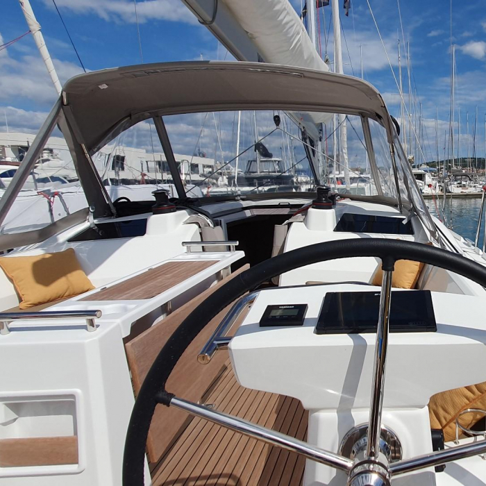 Breeze | Oceanis 37.1 photo 2