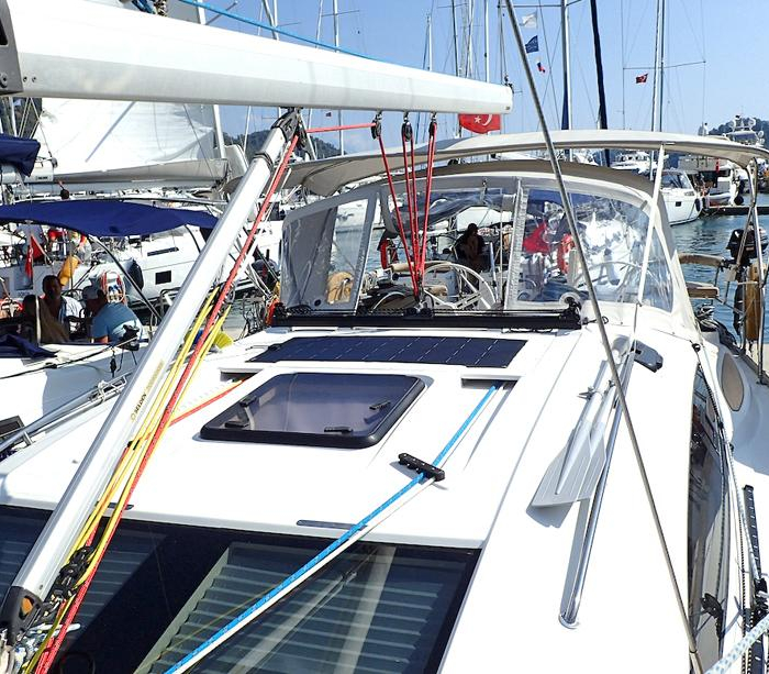 Moon Shadow | Elan 444 Impression photo 1