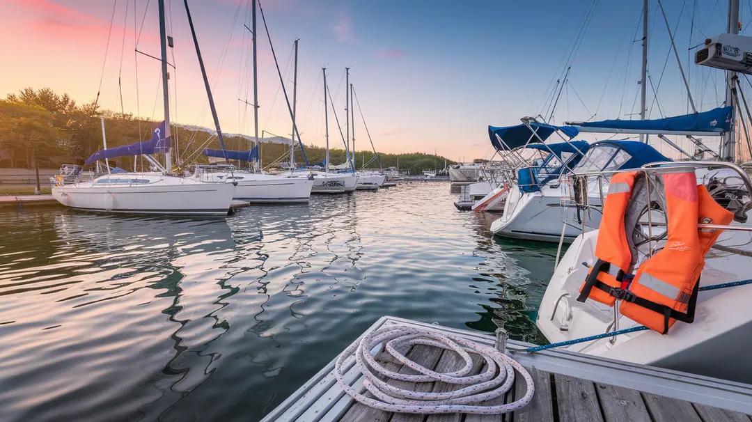 Women Sailors: Charting New Horizons in Global Sailing